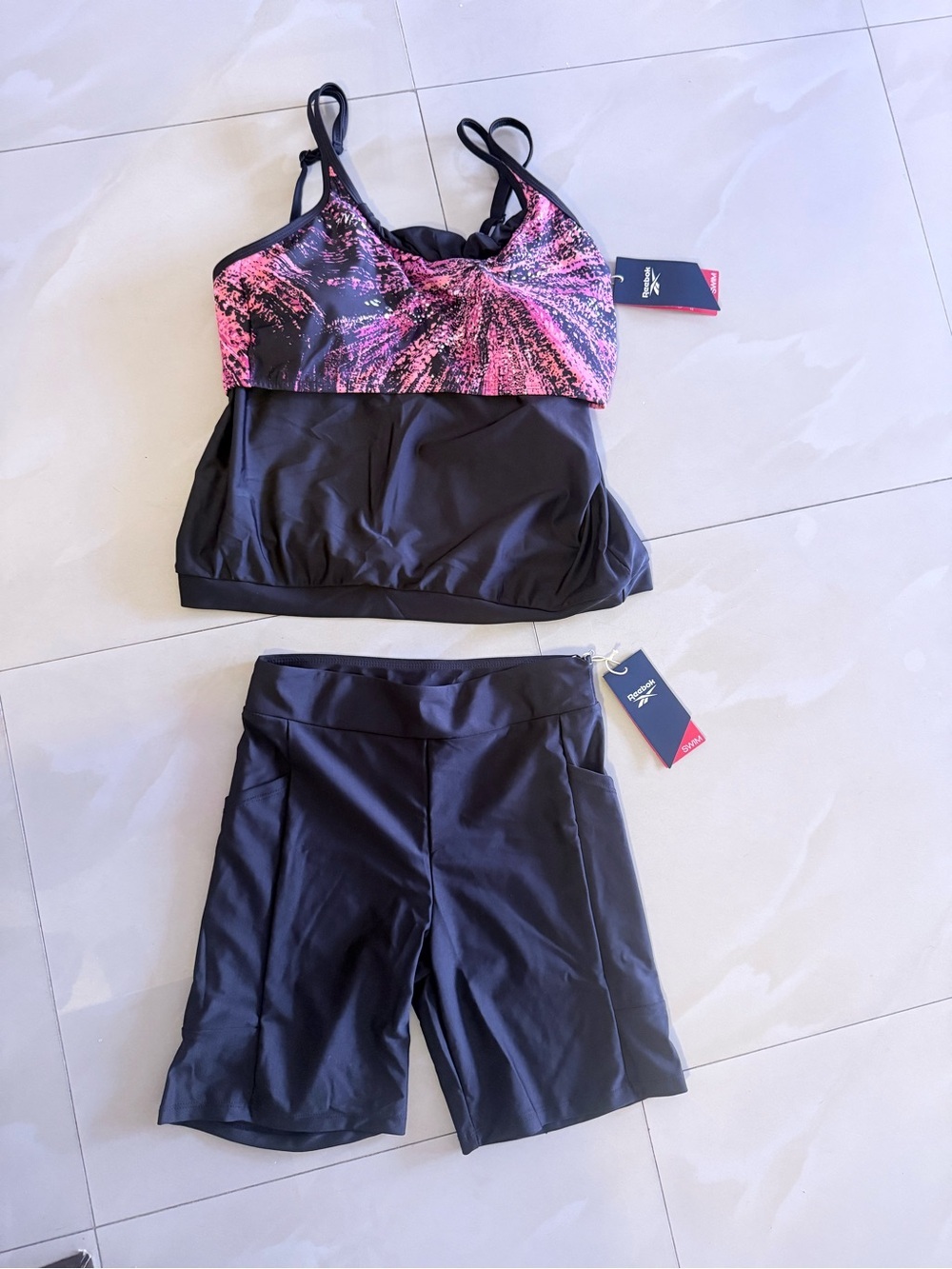 Reebok Black and Pink Patterned Tankini Top bicycle shorts and top size 12